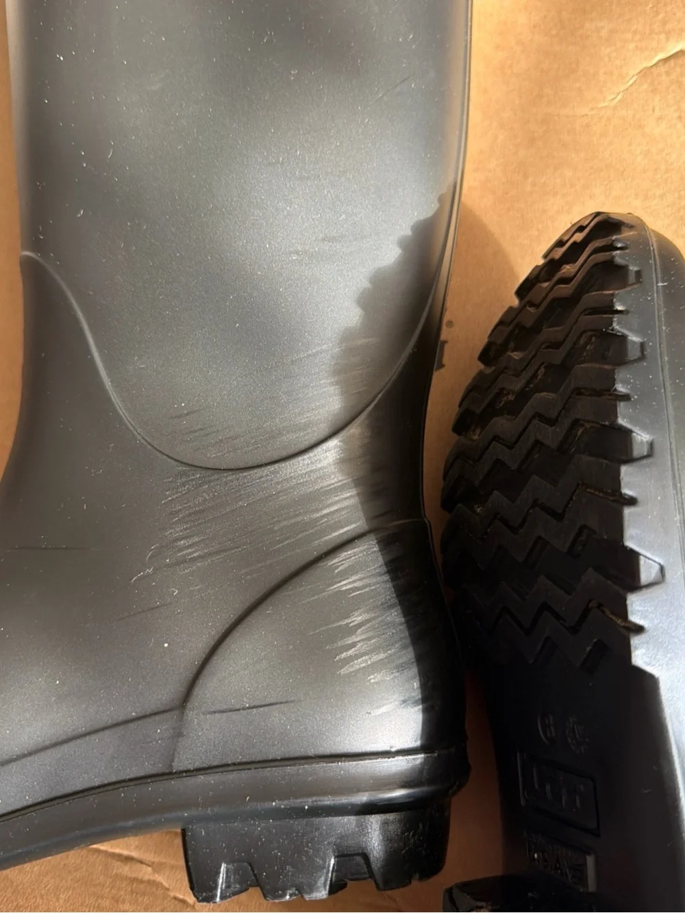 UGG image shows